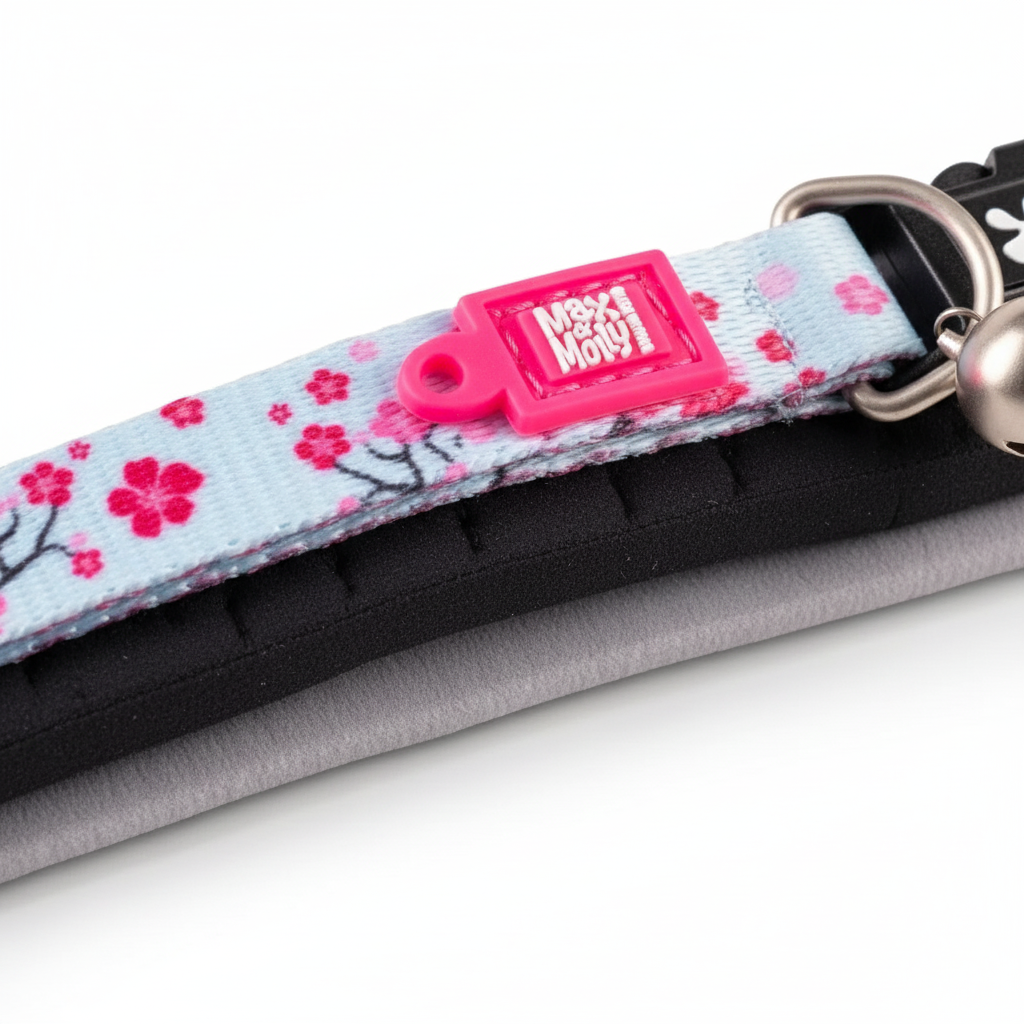 Close-up neoprene padding