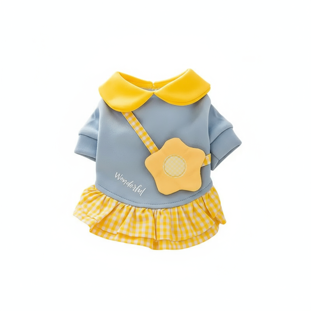 Grijs-geel jurkje op witte achtergrond