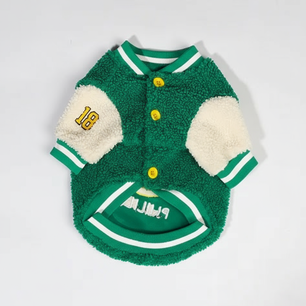 Groen hondenbaseballjack op witte achtergrond