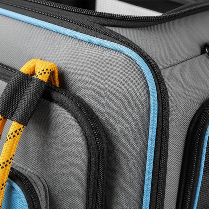 Pet carrier materiaal close-up 2