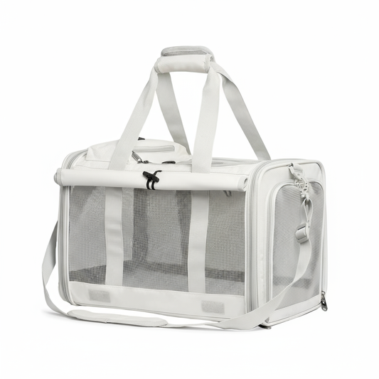 Witte pet carrier